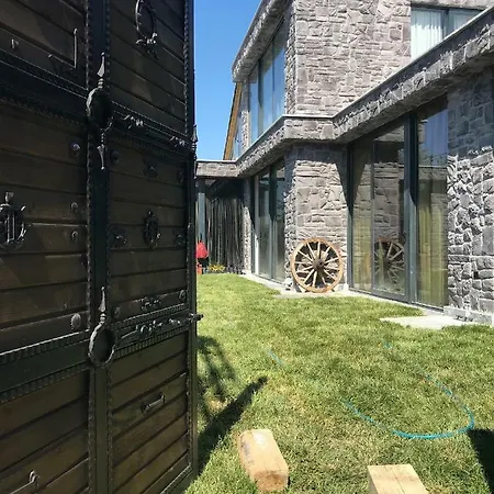 ゲストハウス Hemdem Alcitepe